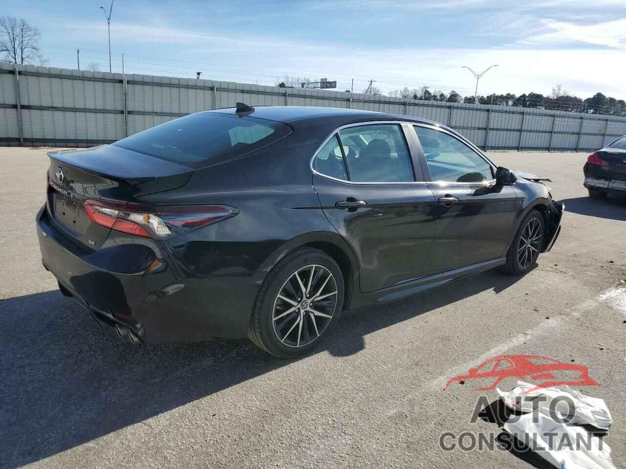 TOYOTA CAMRY 2023 - 4T1G11AK2PU814103