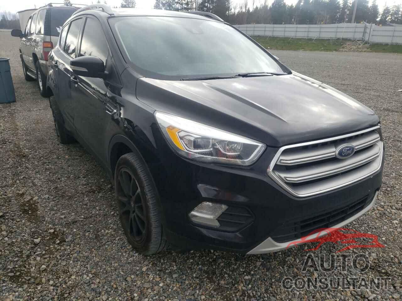 FORD ESCAPE 2017 - 1FMCU9J98HUB21961