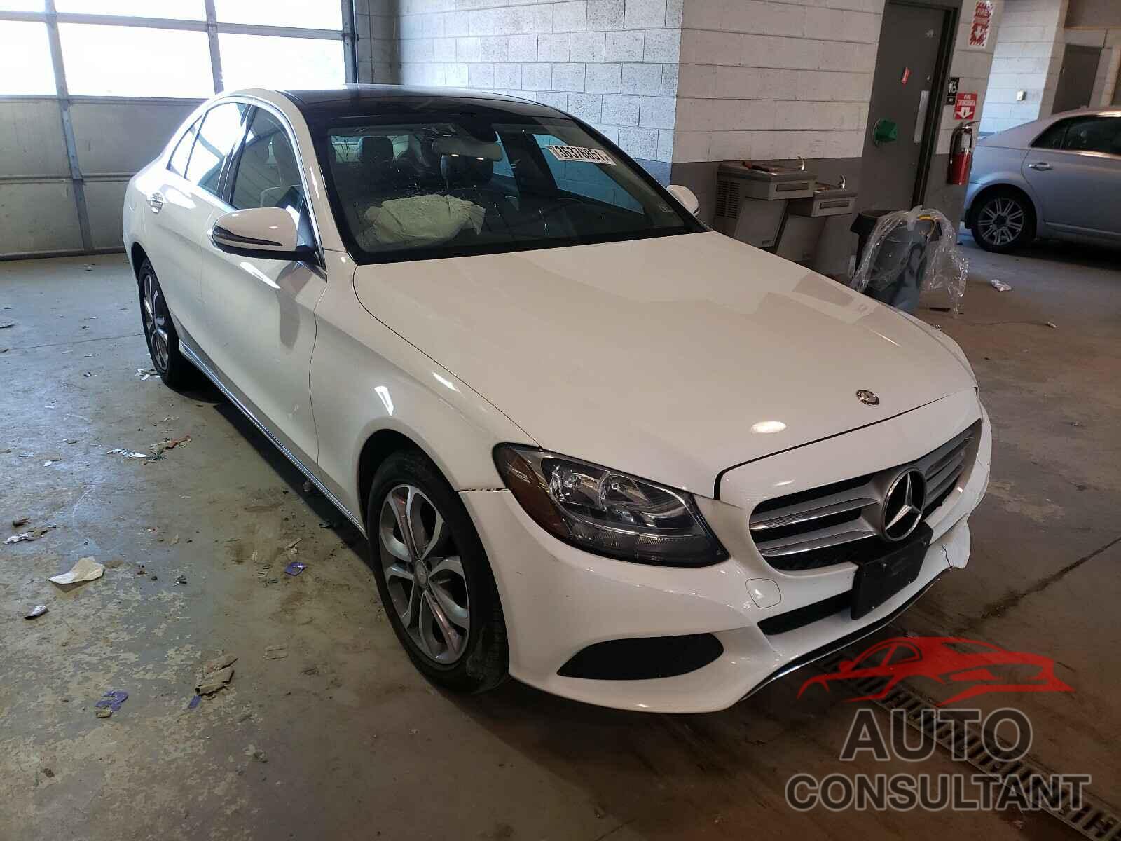 MERCEDES-BENZ C CLASS 2016 - 55SWF4KBXGU098947