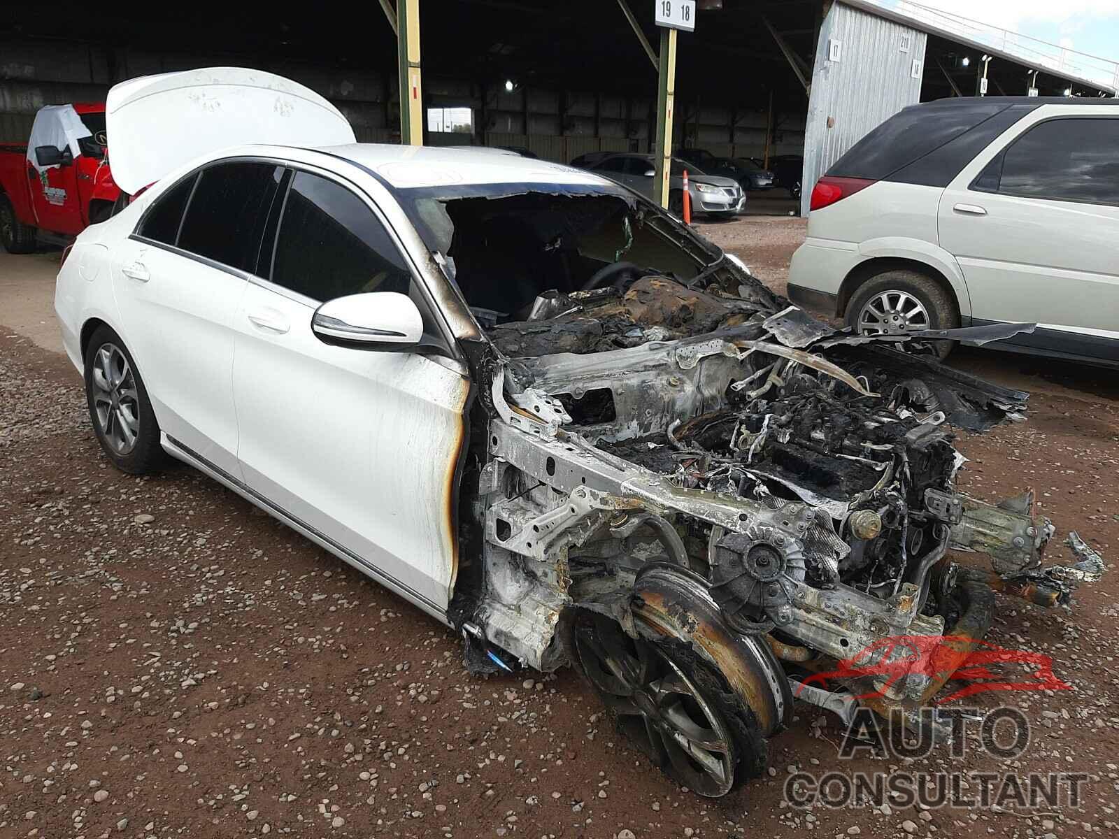 MERCEDES-BENZ C CLASS 2016 - 55SWF4JB3GU129019