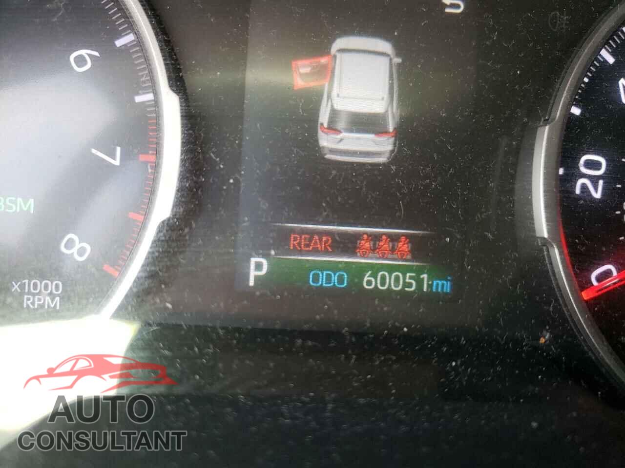 TOYOTA RAV4 2019 - JTMP1RFV1KD015797
