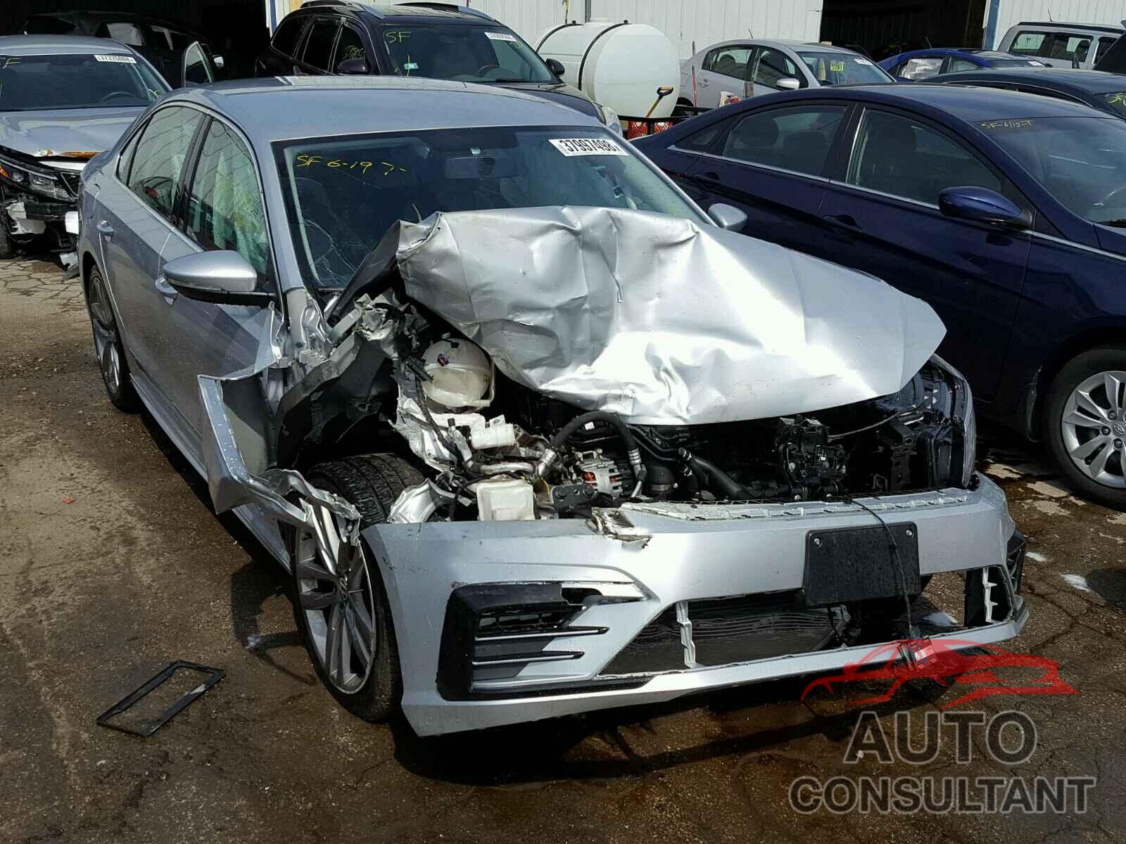 VOLKSWAGEN PASSAT 2017 - 1VWDT7A39HC077645