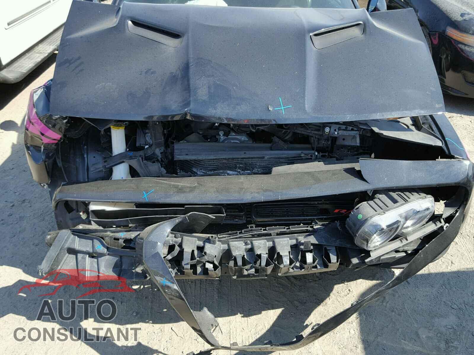 DODGE CHALLENGER 2015 - 2C3CDZBT8FH700287