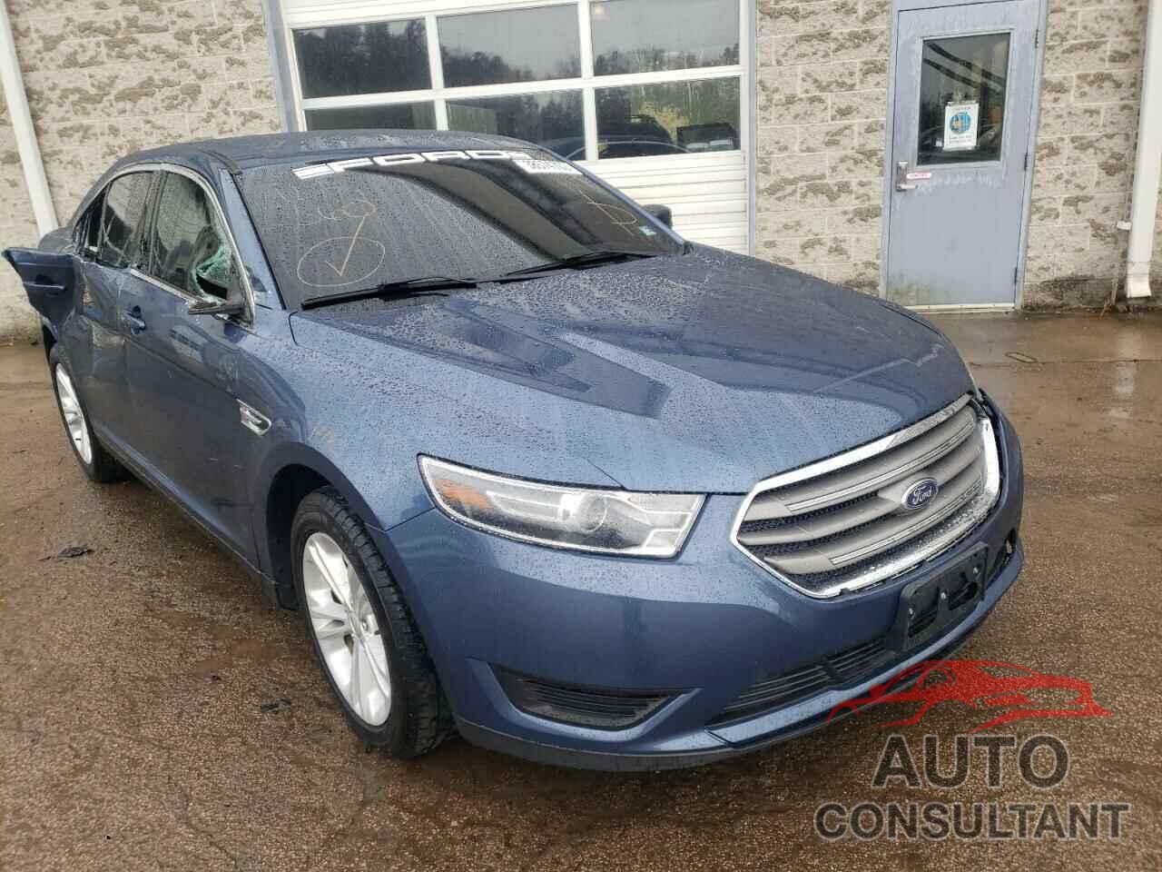 FORD TAURUS 2018 - 1FAHP2D86JG102640