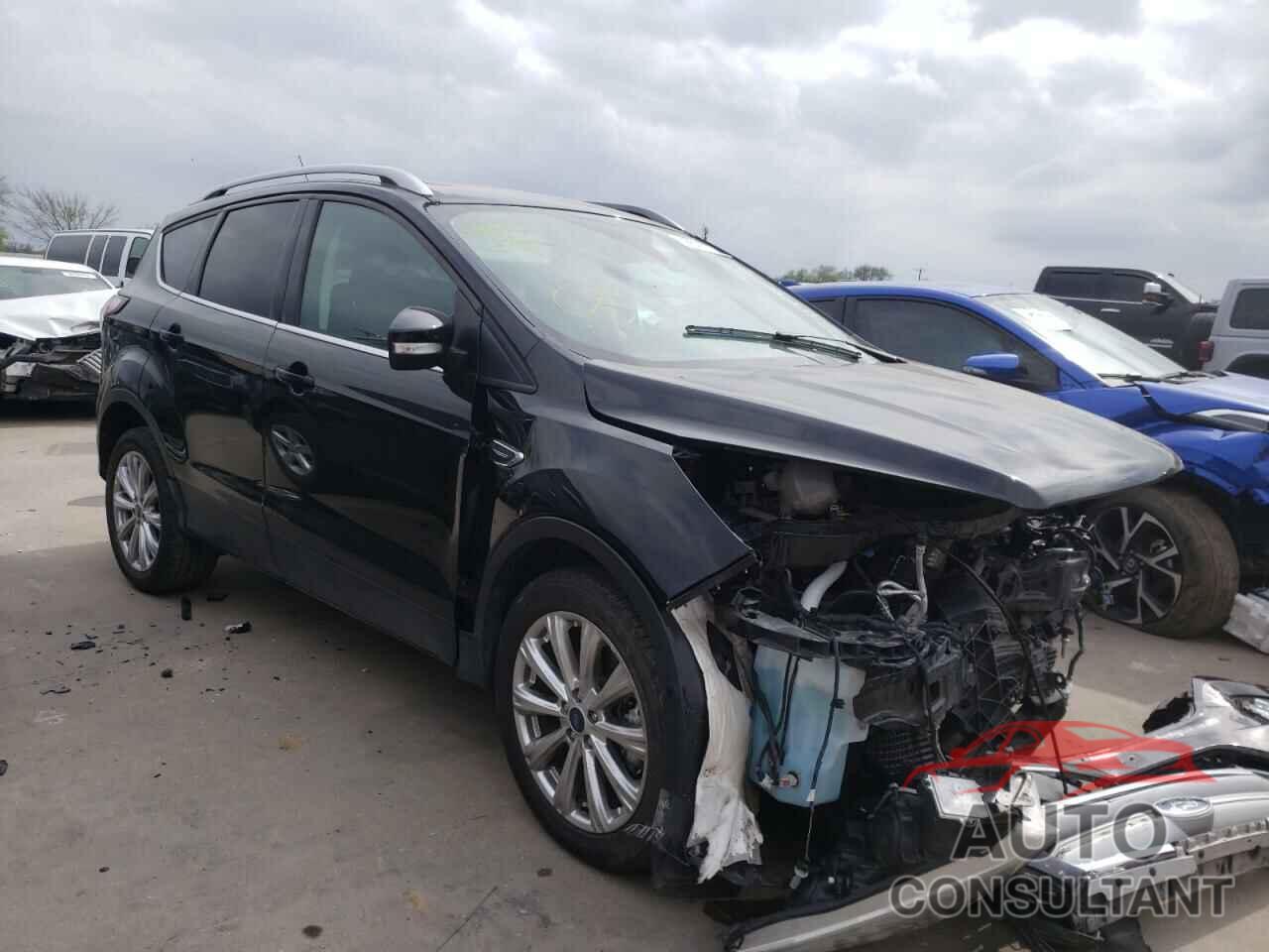 FORD ESCAPE 2018 - 1FMCU9J95JUB48170