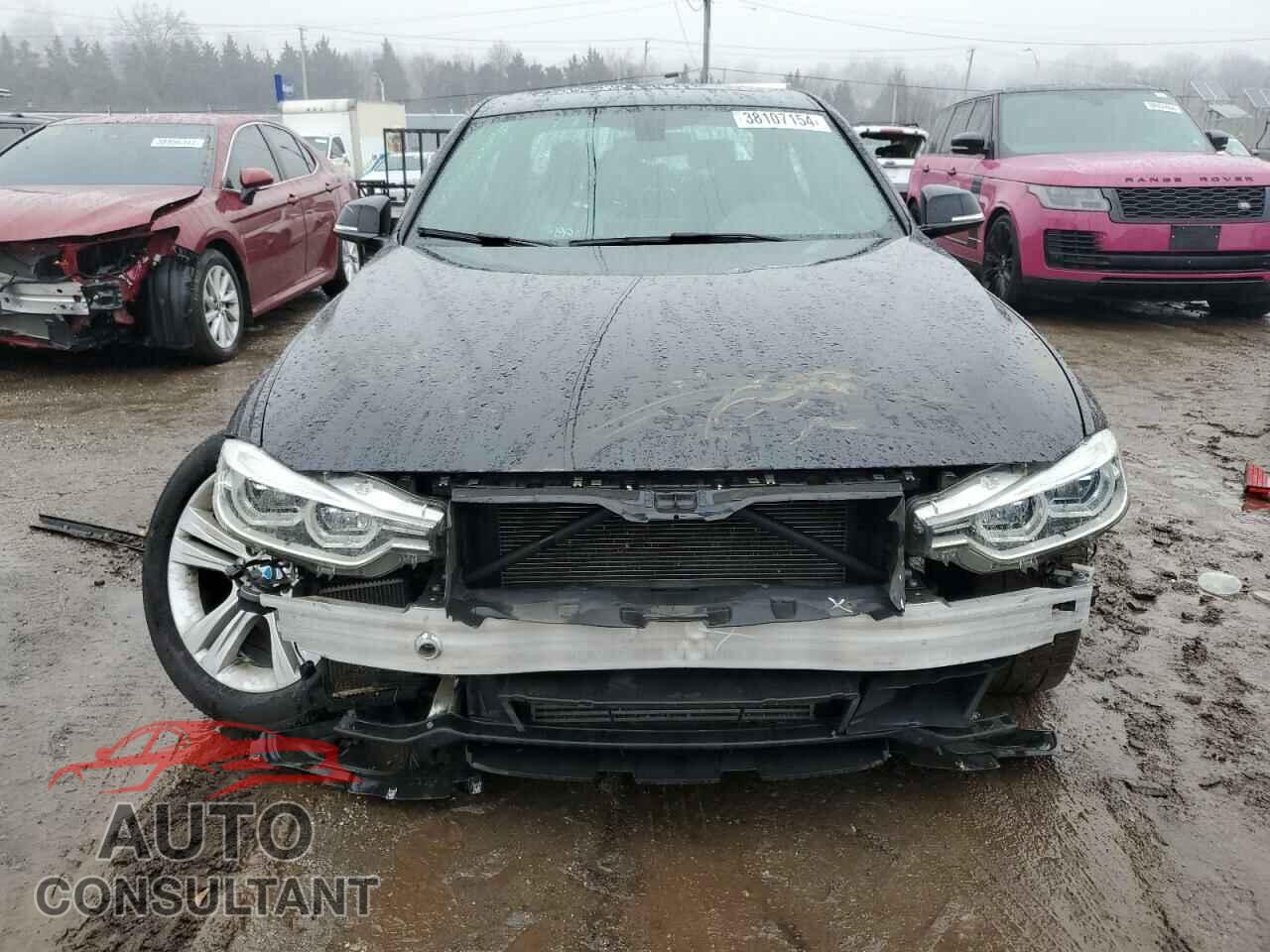 BMW 3 SERIES 2016 - WBA8E3G54GNU05019
