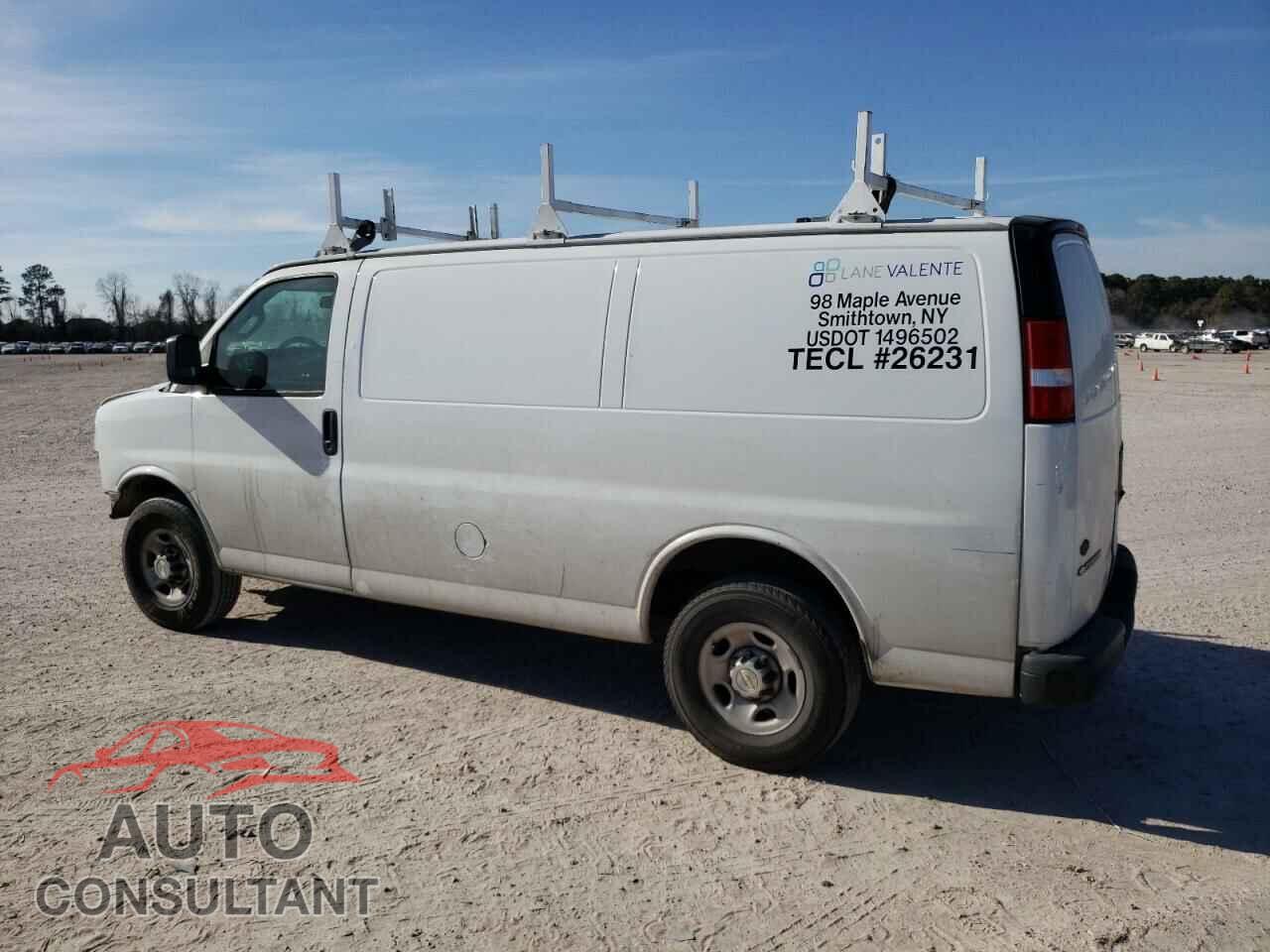 CHEVROLET EXPRESS 2021 - 1GCWGAFP4M1177134