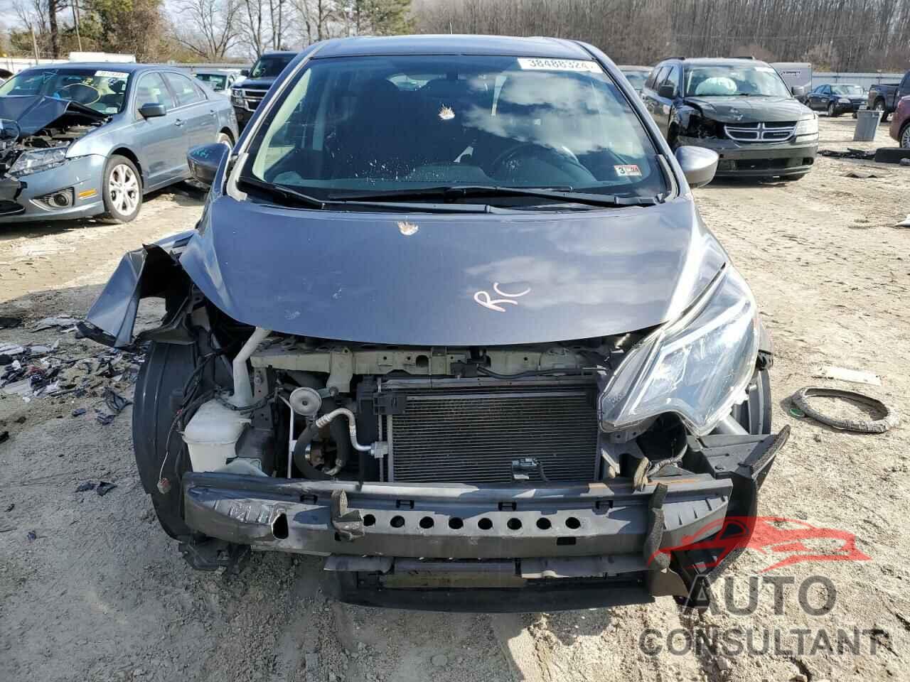 NISSAN VERSA 2018 - 3N1CE2CP3JL356355