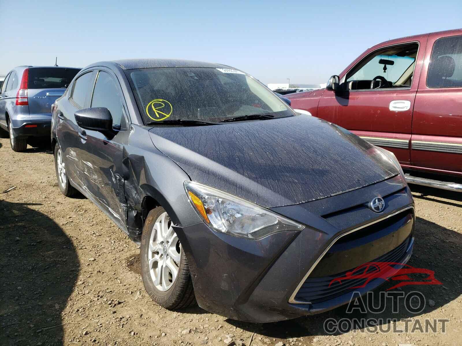 TOYOTA SCION 2016 - 3MYDLBZV6GY102651