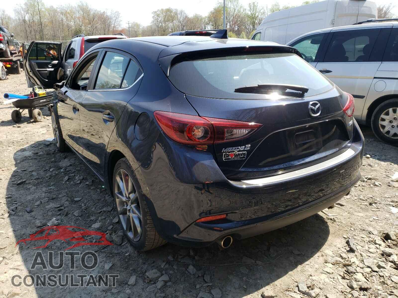 MAZDA 3 2018 - 3MZBN1M33JM180249