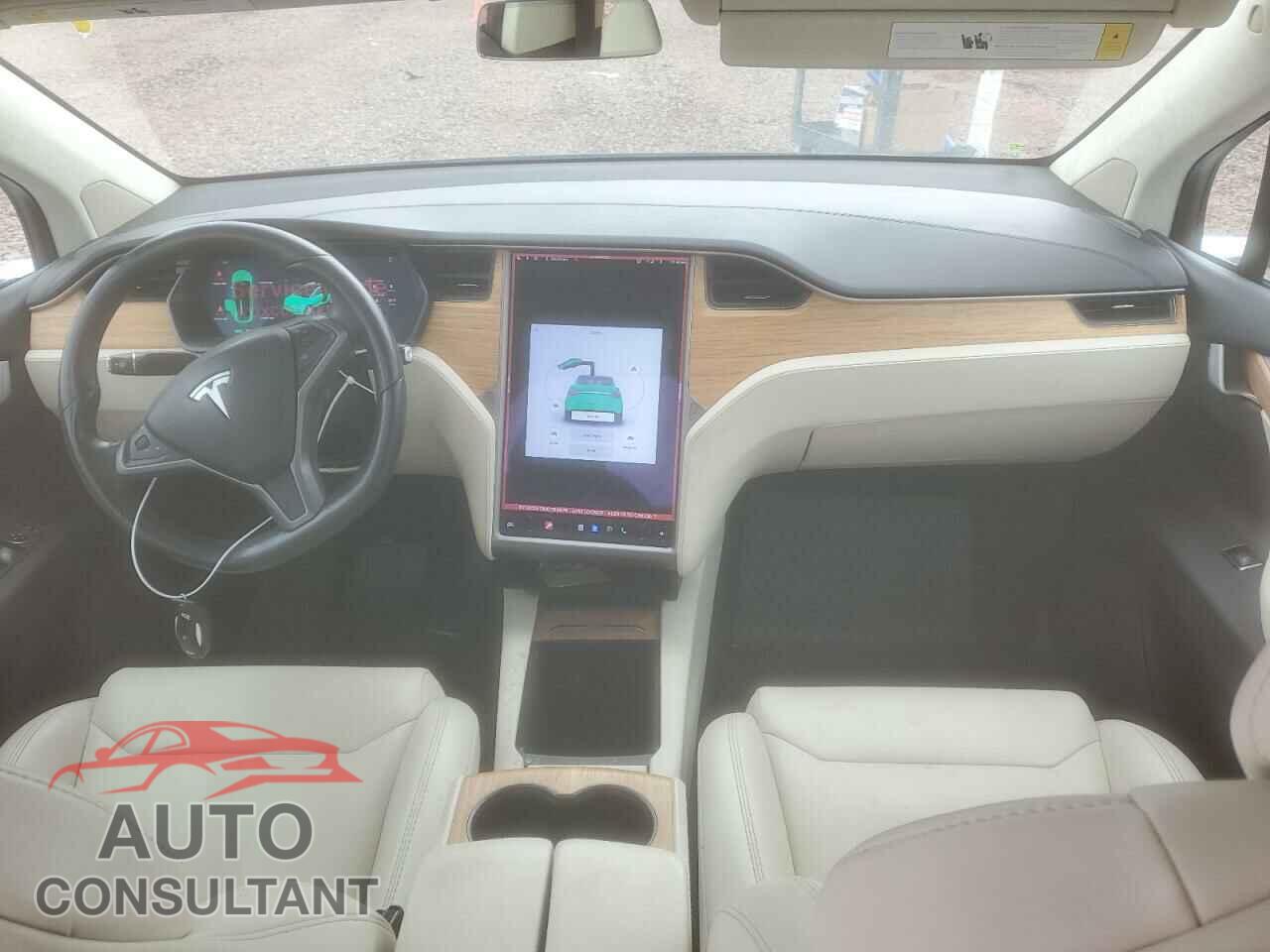 TESLA MODEL X 2019 - 5YJXCDE2XKF183676