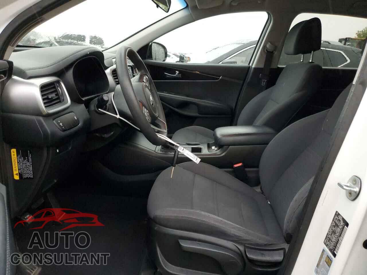 KIA SORENTO 2017 - 5XYPG4A50HG247469