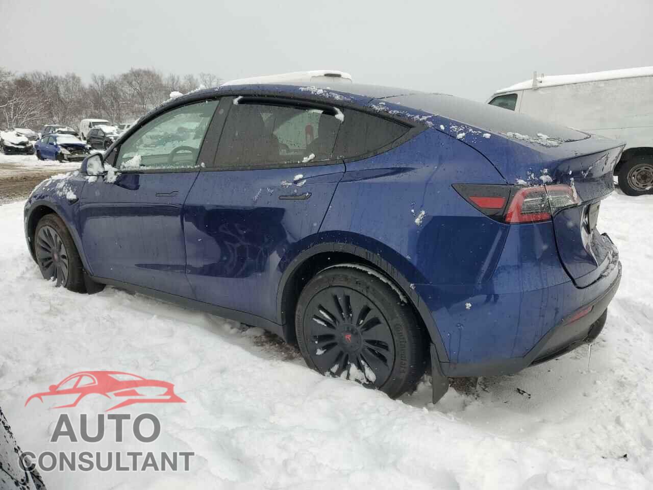 TESLA MODEL Y 2023 - 7SAYGAEEXPF758760