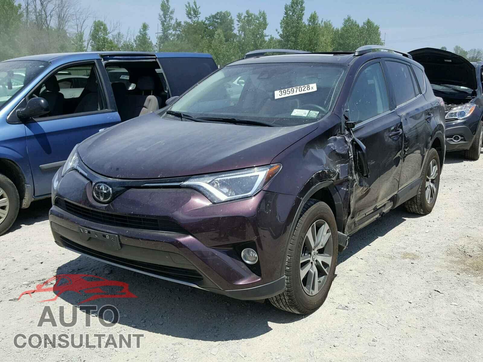 TOYOTA RAV4 2017 - 2T3RFREV7HW556716