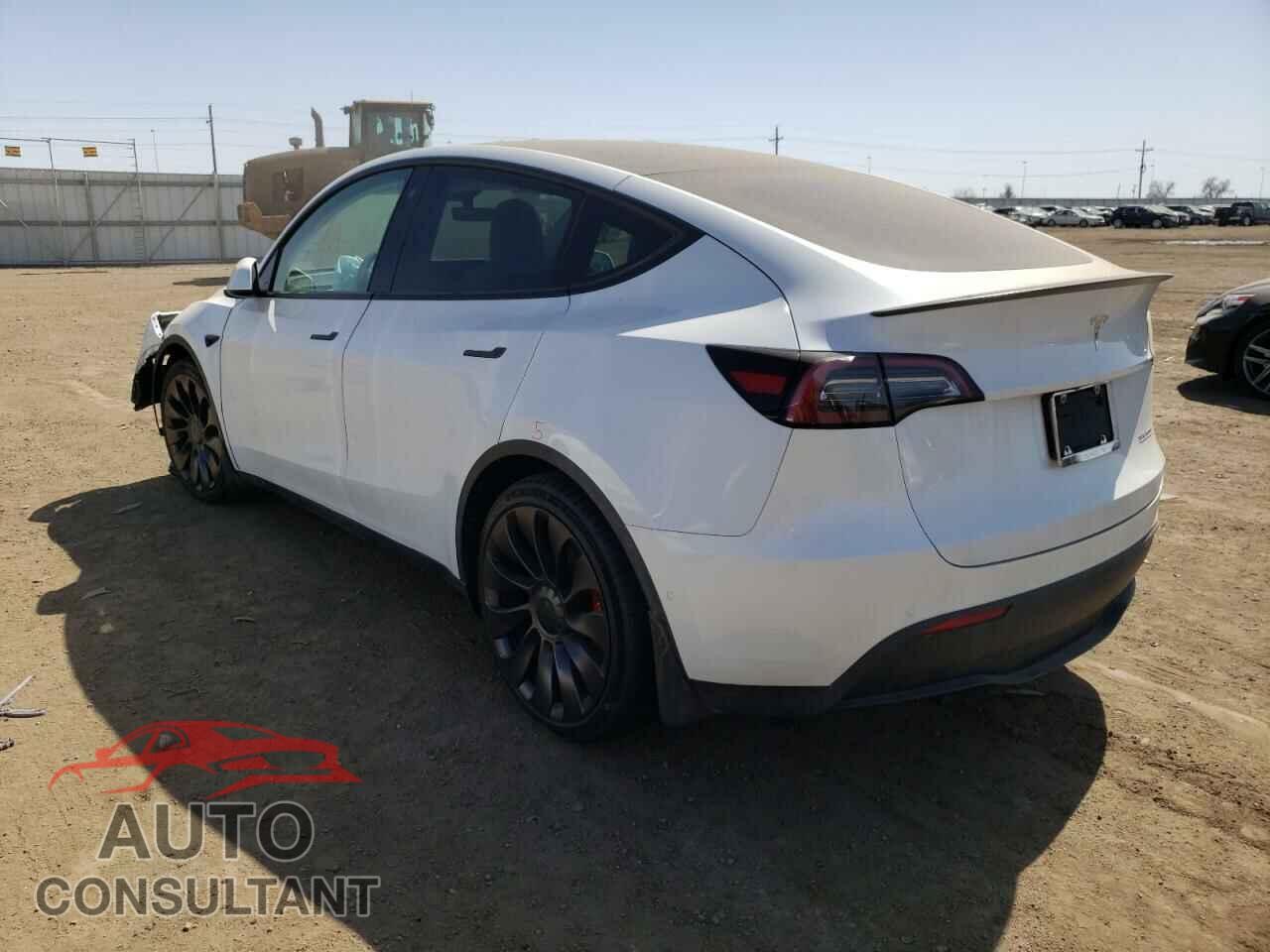 TESLA MODEL Y 2021 - 5YJYGDEF0MF266872
