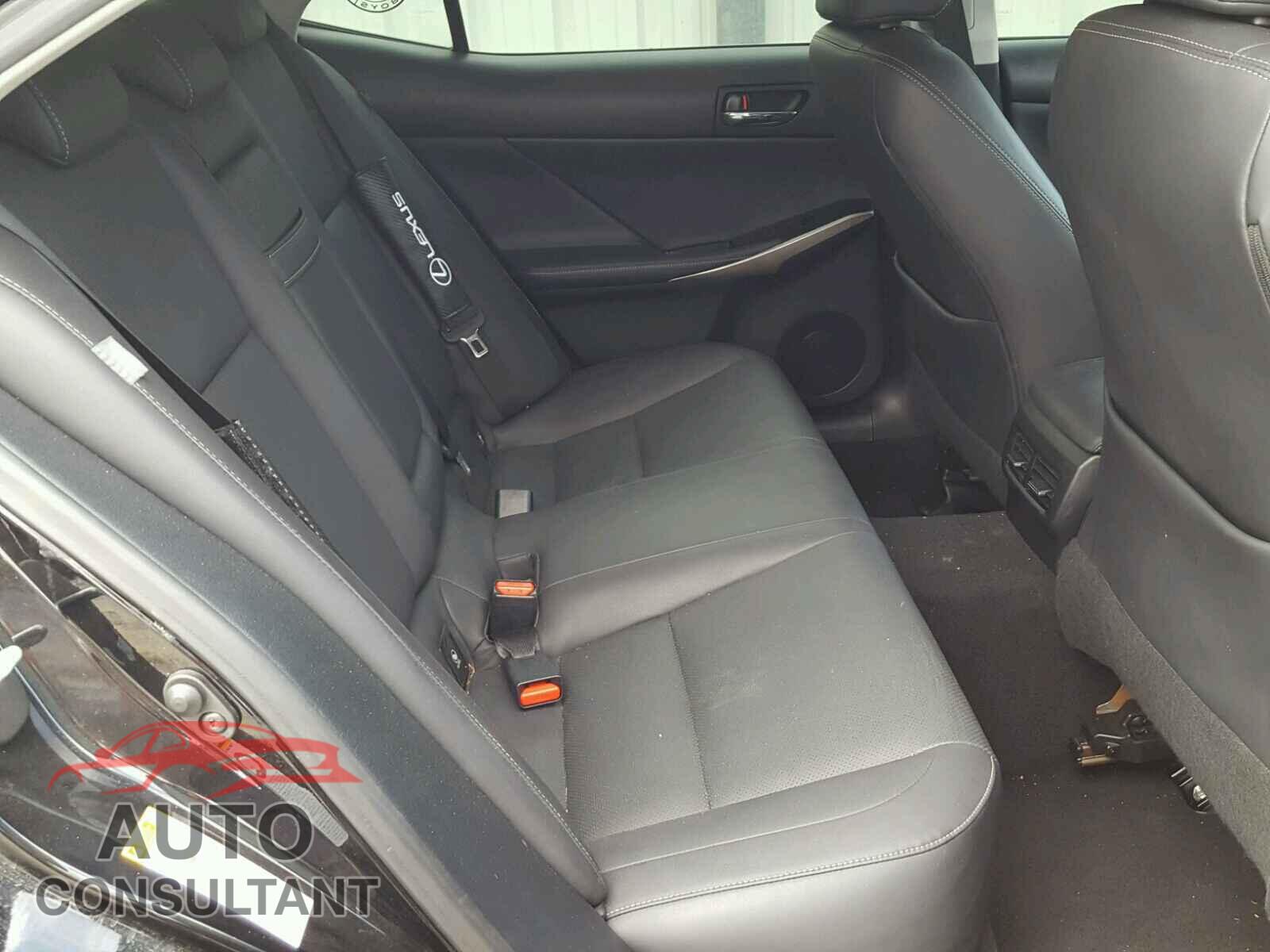 LEXUS IS250 2015 - JTHBF1D24F5080891