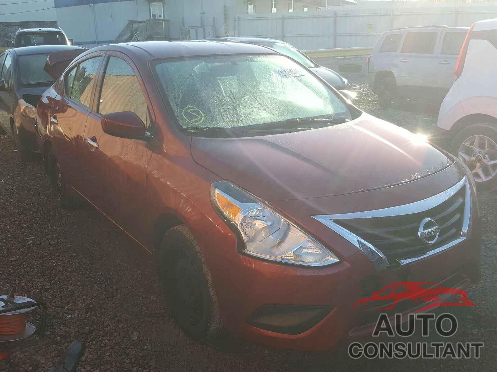 NISSAN VERSA 2017 - 4T1B31HK0KU006450