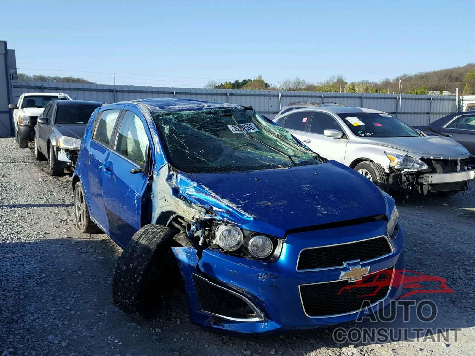 CHEVROLET SONIC 2016 - 1G1JG6SB5G4148142