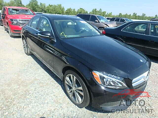 MERCEDES-BENZ C300 2015 - 55SWF4KB2FU041947