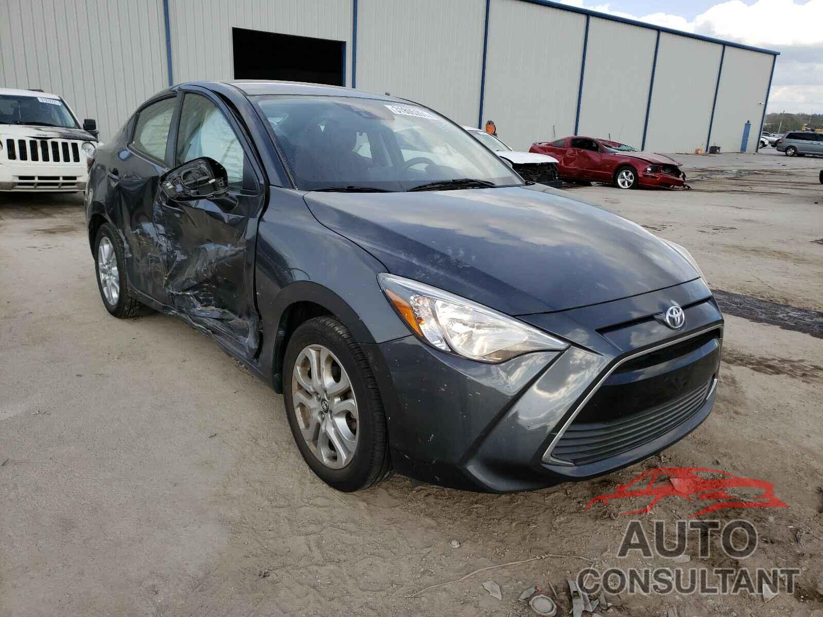 TOYOTA YARIS 2018 - 3MYDLBYV9JY324853