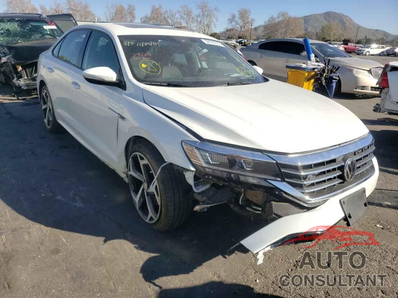 VOLKSWAGEN PASSAT 2021 - 1VWMA7A35MC017040