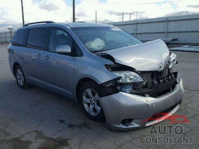 TOYOTA SIENNA 2015 - 5TDKK3DC0FS545999