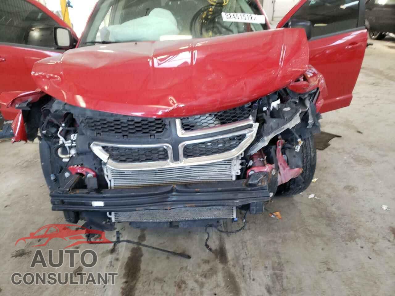 DODGE JOURNEY 2018 - 3C4PDCAB2JT474590