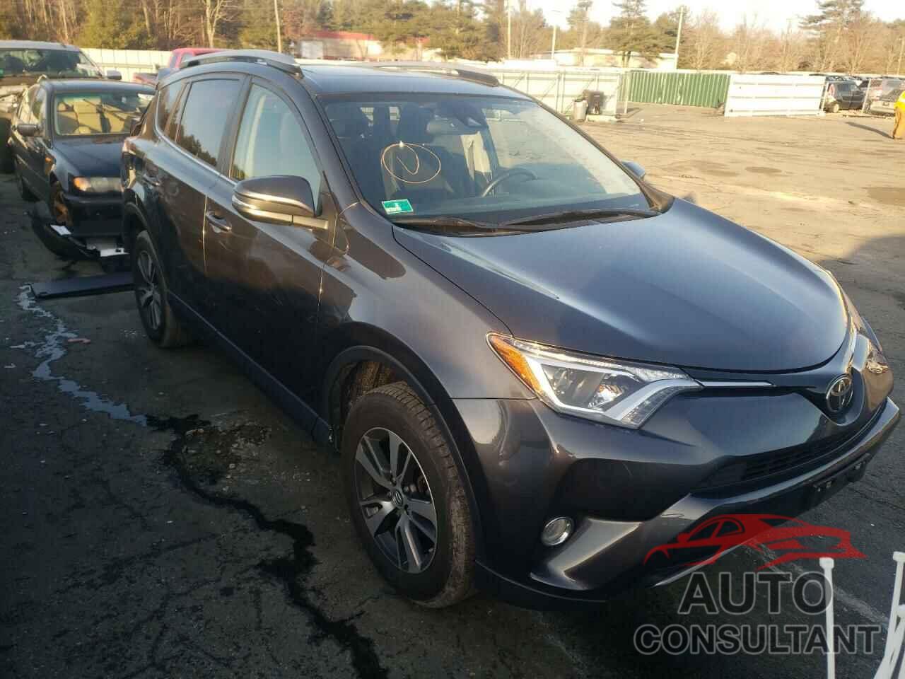 TOYOTA RAV4 2017 - JTMRFREV8HJ174449