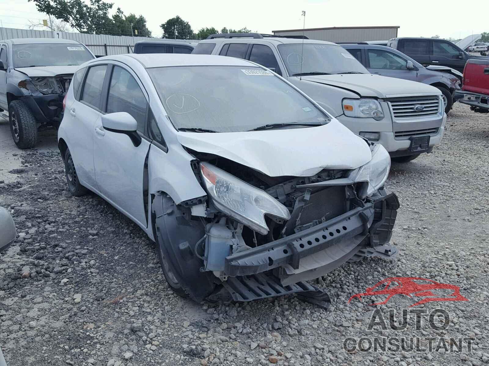 NISSAN VERSA 2015 - 3N1CE2CP0FL443055