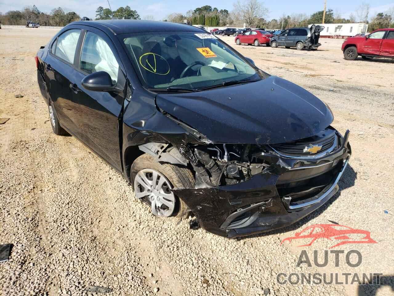 CHEVROLET SONIC 2017 - 1G1JB5SH6H4156586