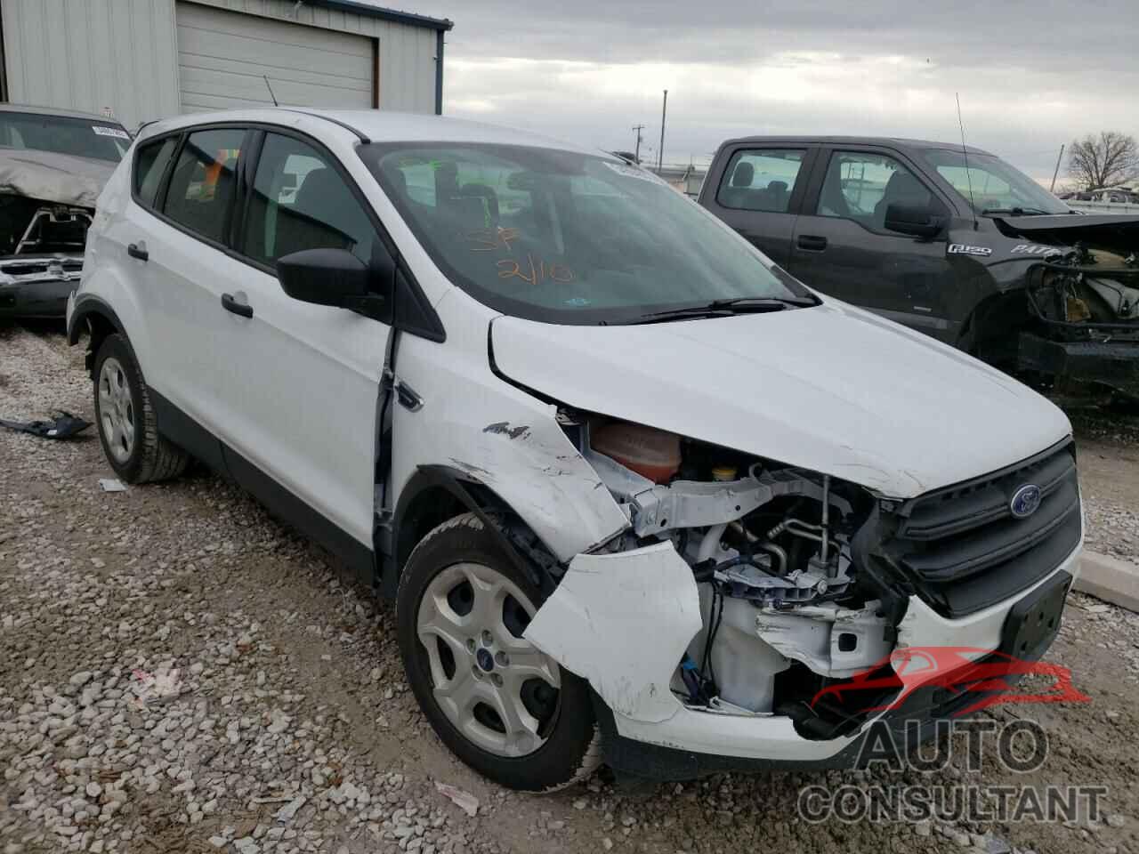 FORD ESCAPE 2018 - 5XXGU4L34GG080850