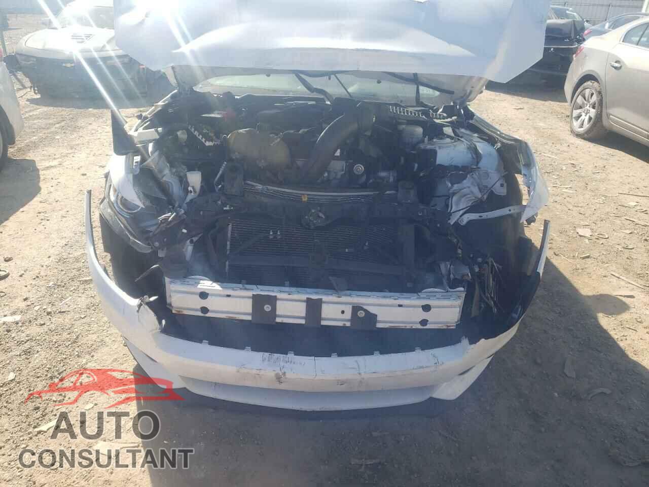 FORD MUSTANG 2017 - 1FA6P8TH2H5271815