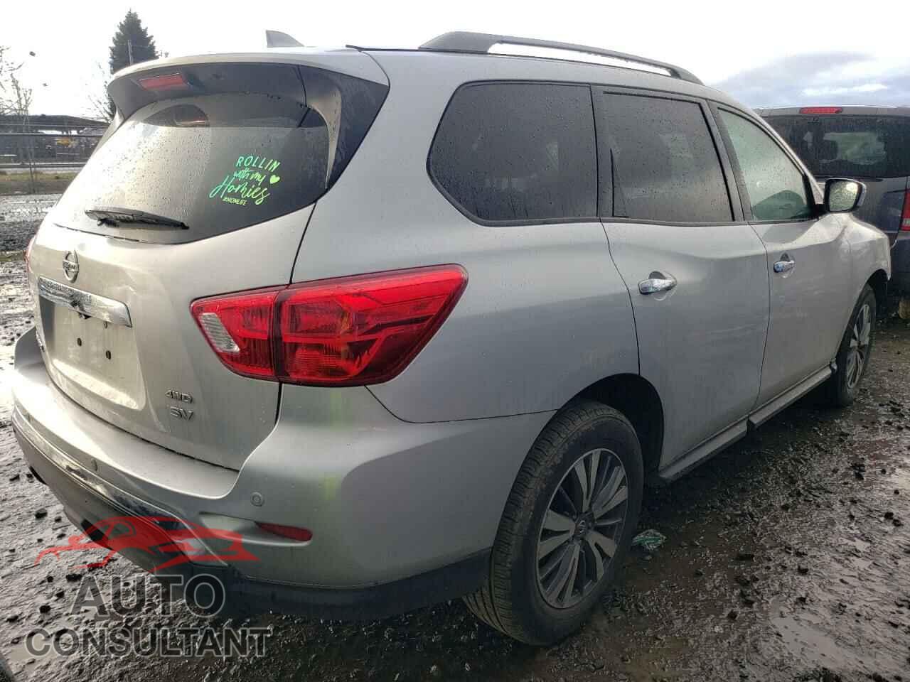 NISSAN PATHFINDER 2019 - 5N1DR2MM1KC596880