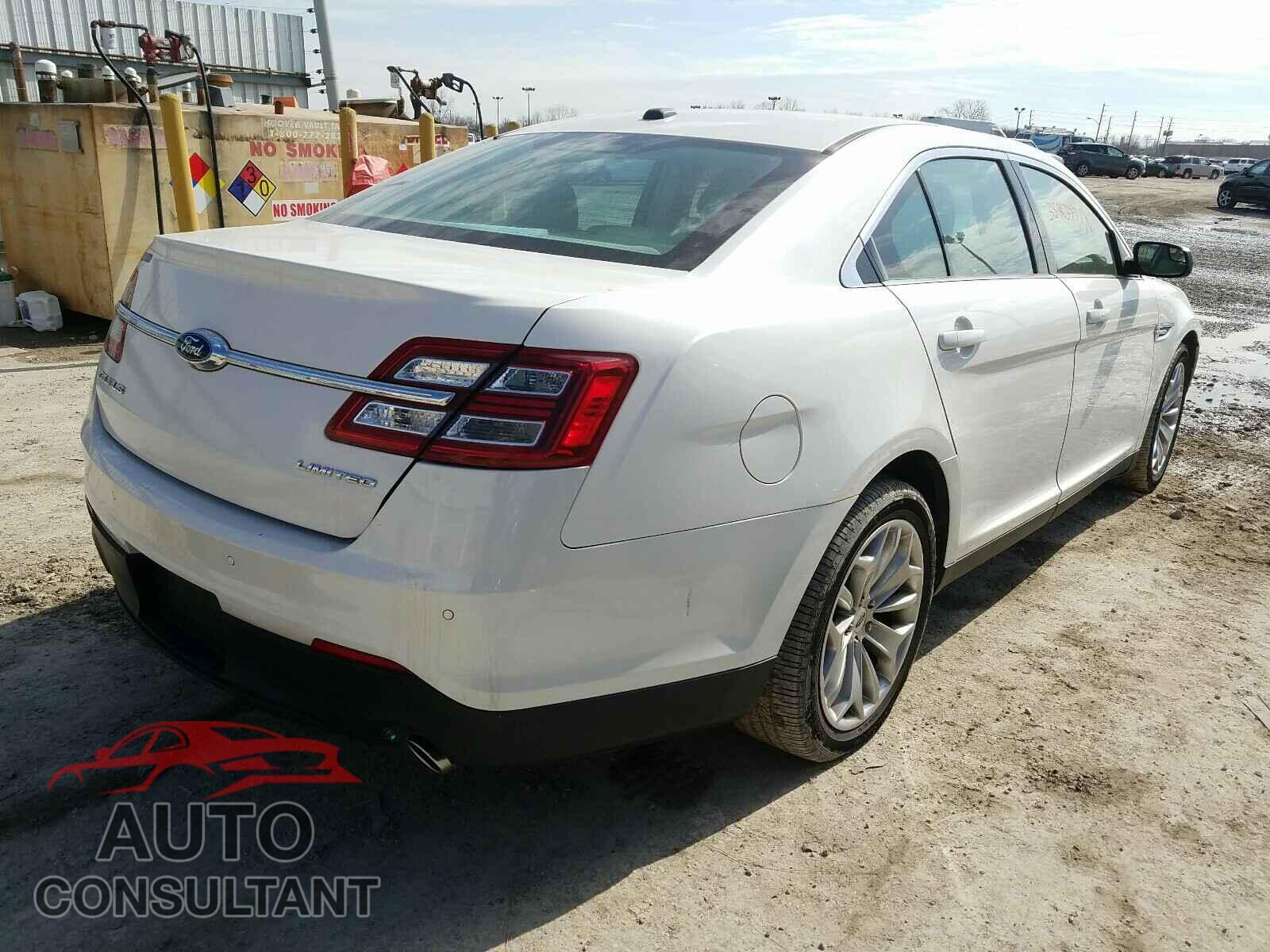 FORD TAURUS 2016 - 1FAHP2F82GG112331