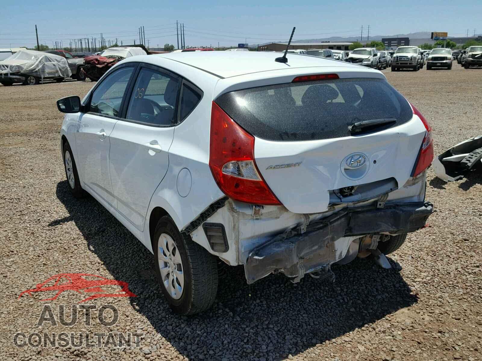 HYUNDAI ACCENT 2015 - KMHCT5AE3FU215865
