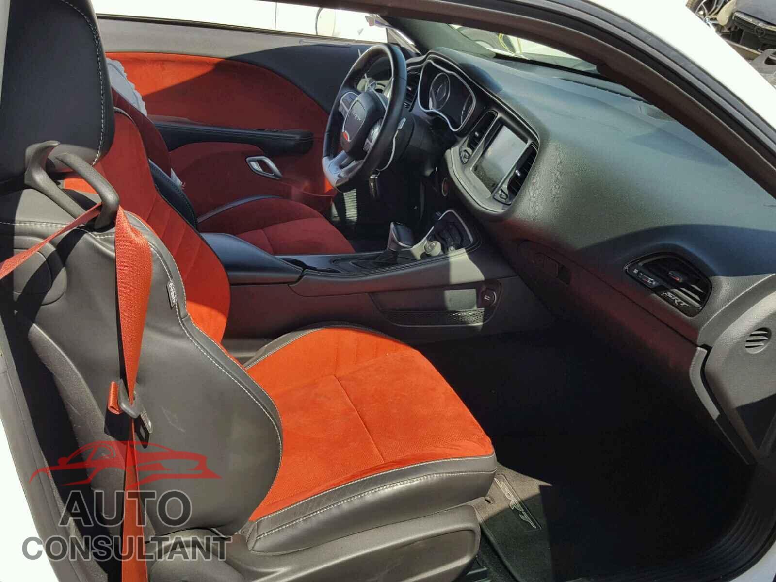 DODGE CHALLENGER 2015 - 2C3CDZDJ5FH711825