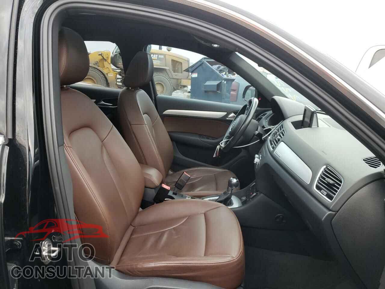 AUDI Q3 2016 - WA1EFCFS6GR011096