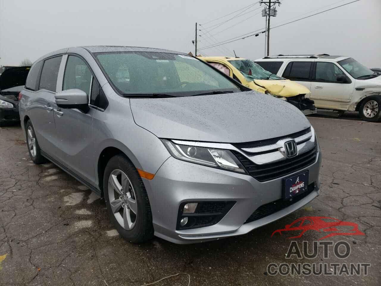 HONDA ODYSSEY 2018 - 5FNRL6H76JB044204