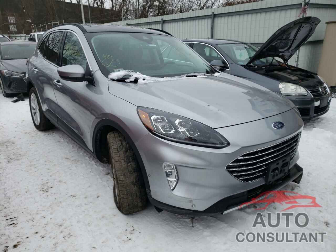FORD ESCAPE 2021 - 1FMCU9J9XMUA00911