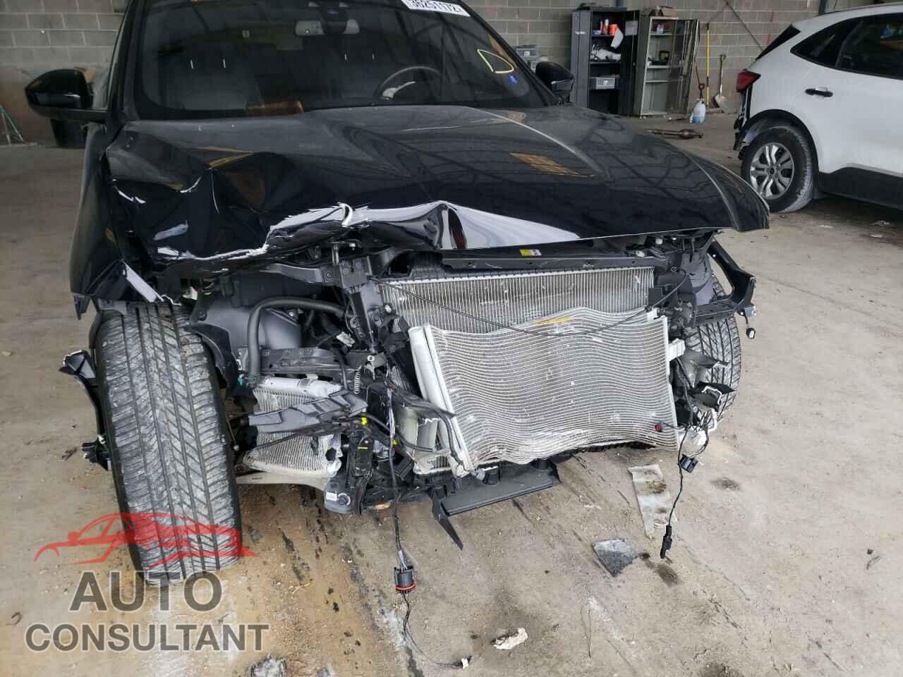 JAGUAR F-PACE 2018 - SADCL2GX8JA321027