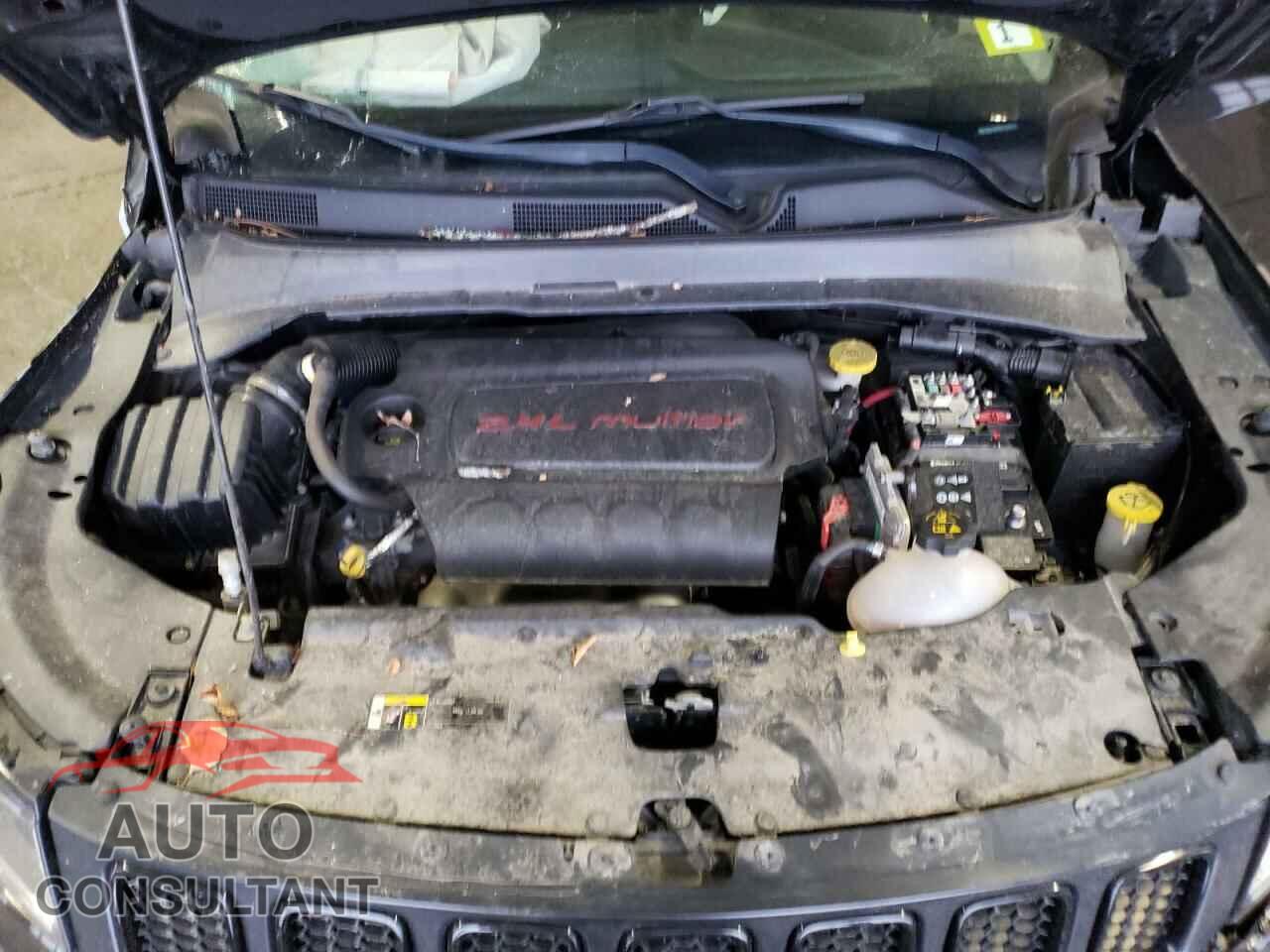 JEEP COMPASS 2019 - 3C4NJDBB6KT696328