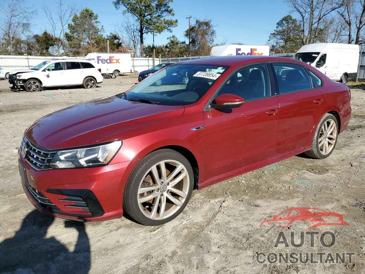 VOLKSWAGEN PASSAT 2018 - 1VWAA7A35JC035911