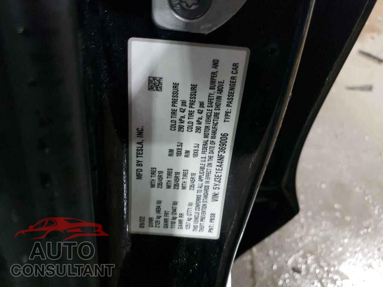 TESLA MODEL 3 2022 - 5YJ3E1EA4NF369006