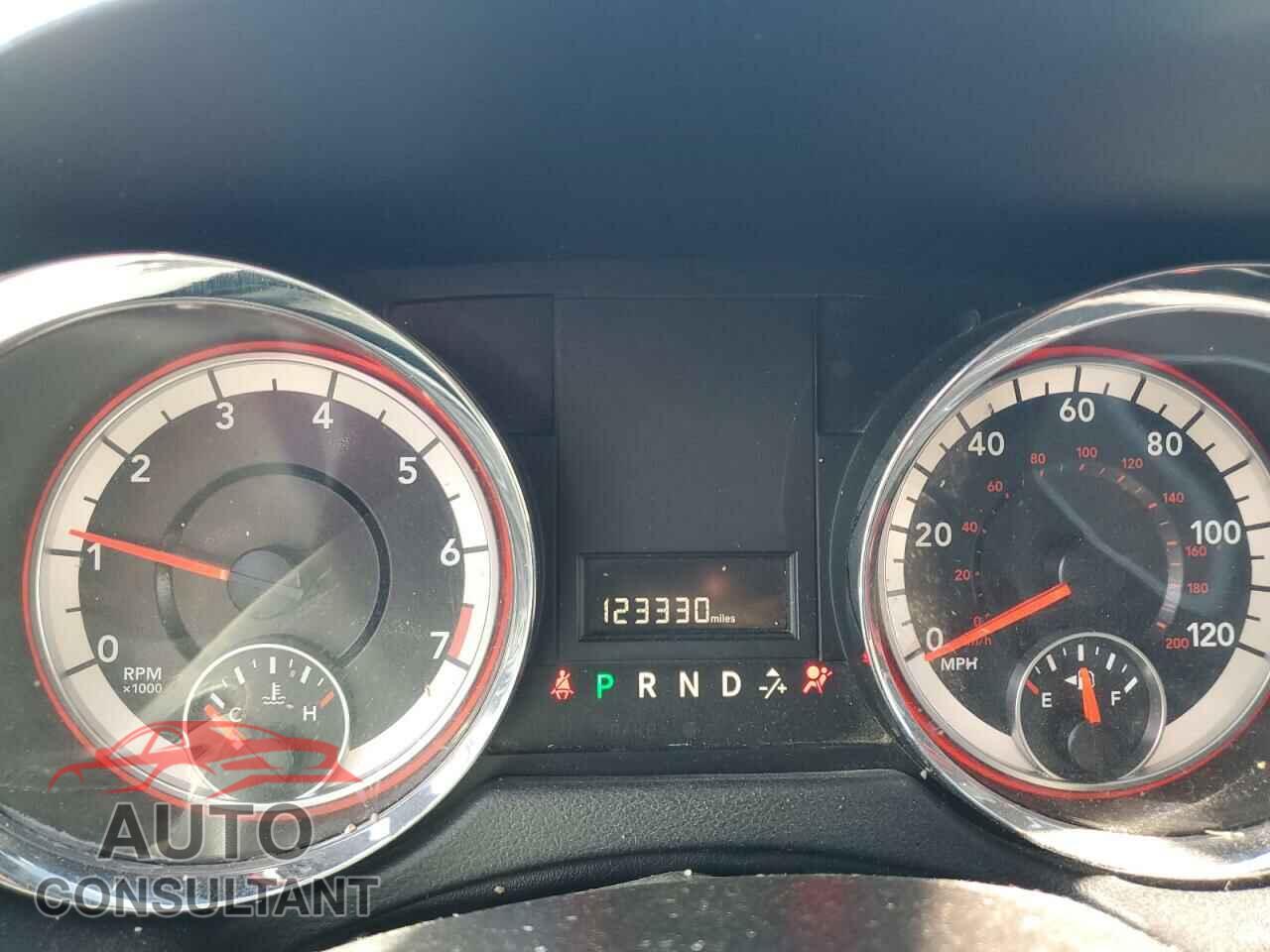 DODGE CARAVAN 2015 - 2C4RDGCG9FR749505