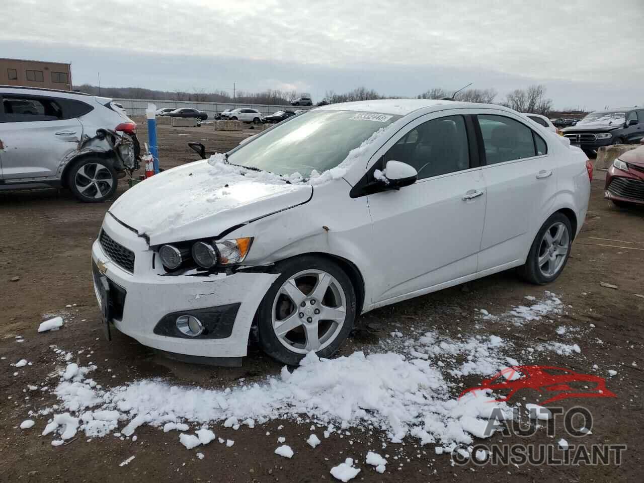 CHEVROLET SONIC 2015 - 1G1JE5SB2F4202124