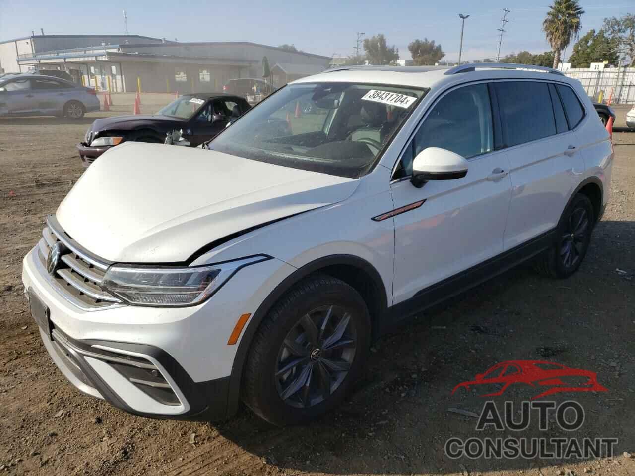 VOLKSWAGEN TIGUAN 2023 - 3VVMB7AX4PM010412