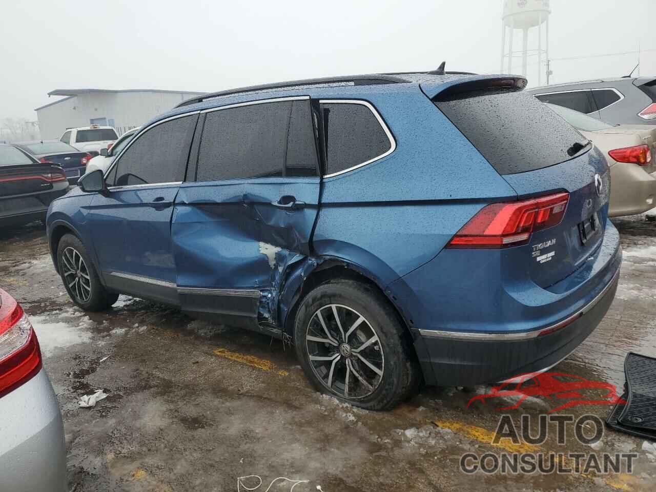 VOLKSWAGEN TIGUAN 2018 - 3VV2B7AX1JM166342