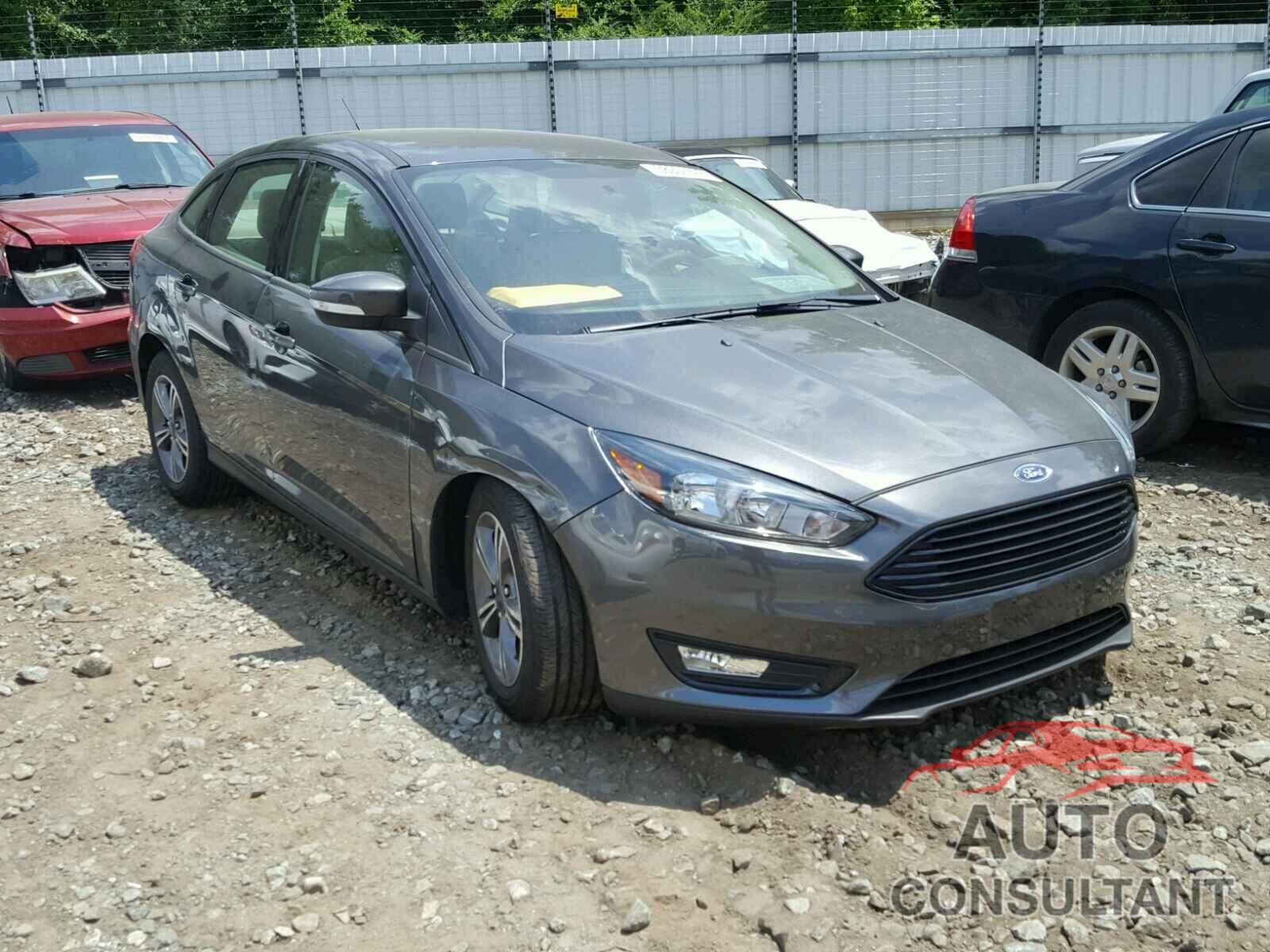 FORD FOCUS 2018 - 1FADP3F27JL201259