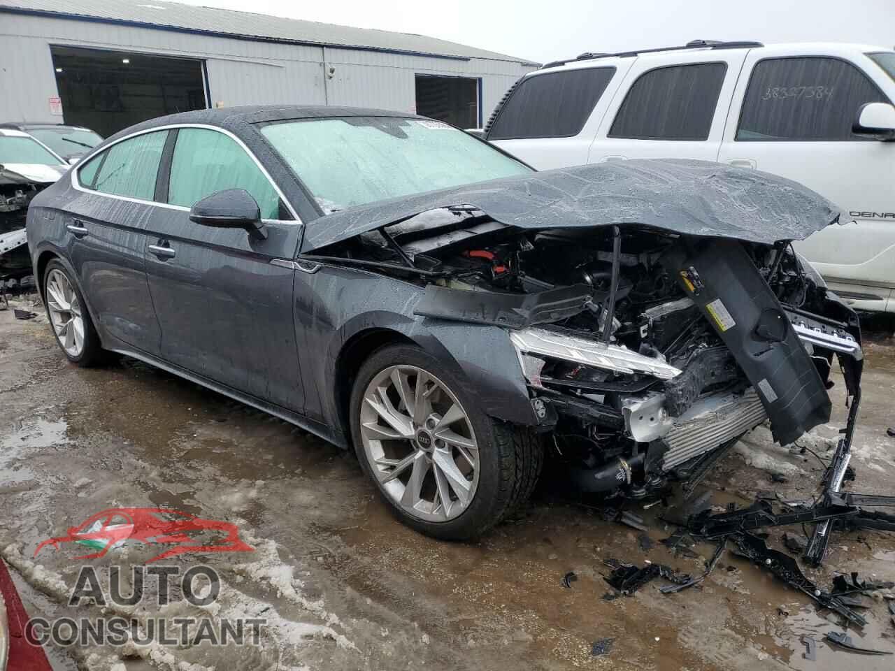 AUDI A5 2022 - WAUCBCF54NA011447