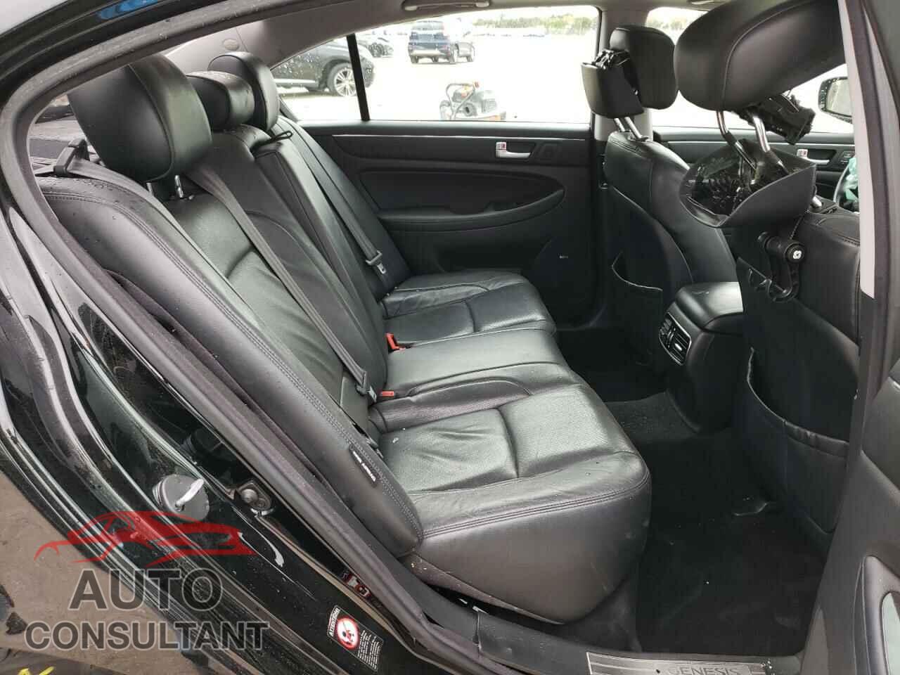 HYUNDAI GENESIS 2013 - KMHGC4DD2DU221085